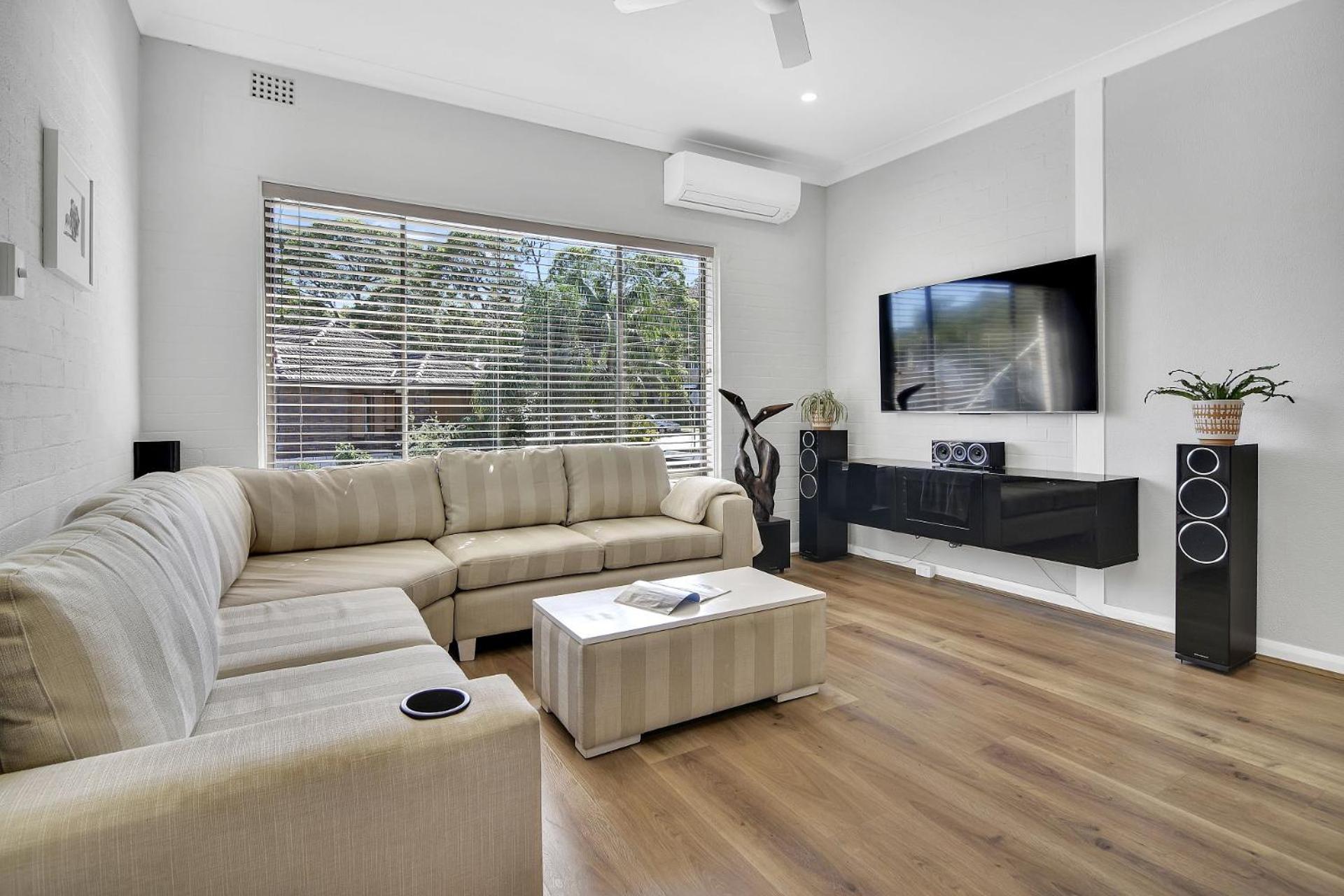 Stylish, Sunny & Spacious 2 Bedroom Apartment, Mosman Сидней Экстерьер фото